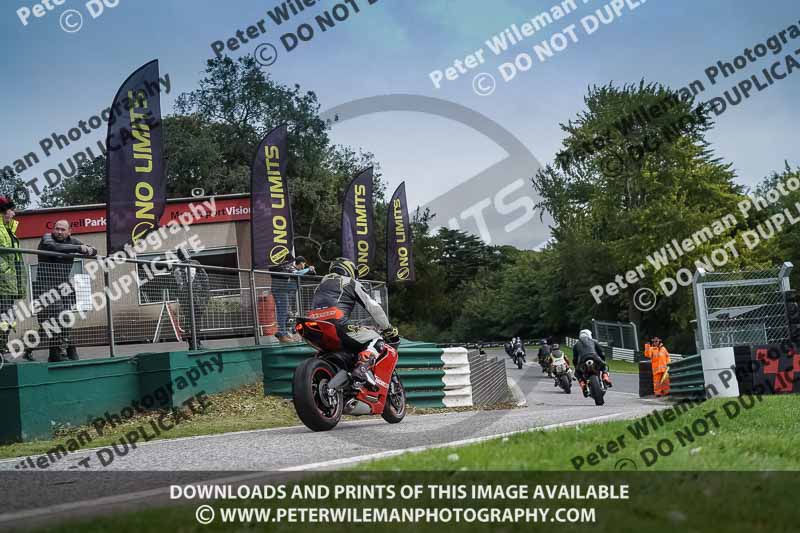 cadwell no limits trackday;cadwell park;cadwell park photographs;cadwell trackday photographs;enduro digital images;event digital images;eventdigitalimages;no limits trackdays;peter wileman photography;racing digital images;trackday digital images;trackday photos